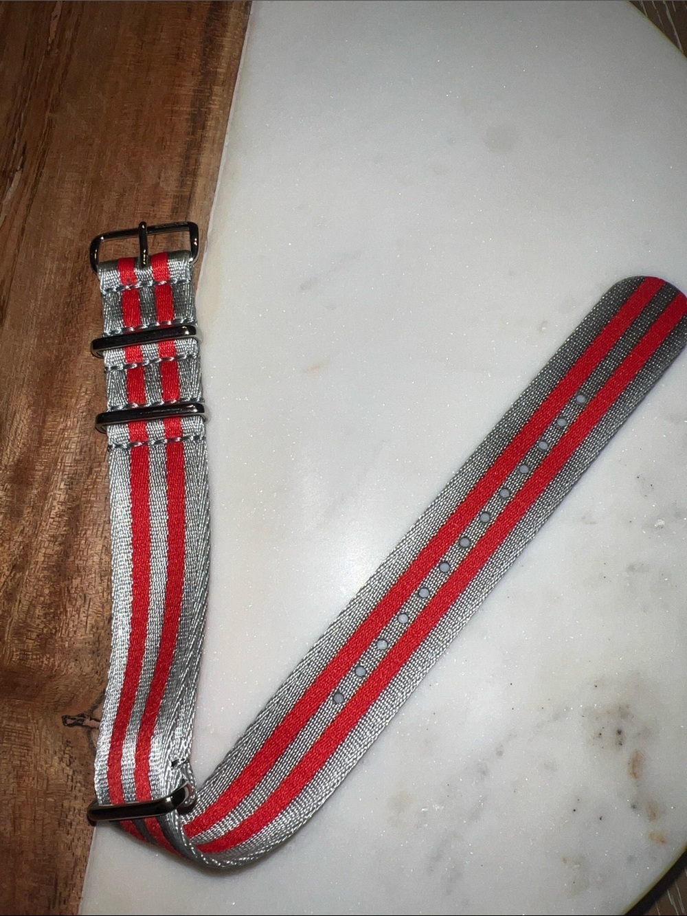Zuludiver Nato / British Millitary 22 mm watch strap striped Red and Grey